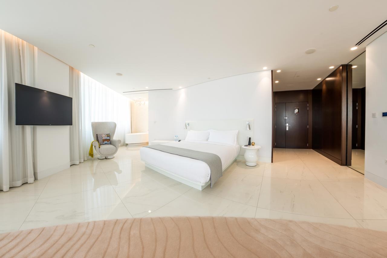 Mondrian 5*