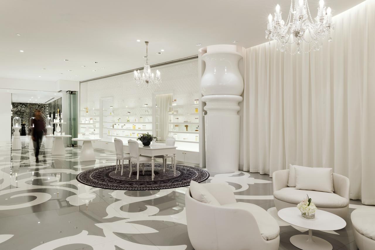 Hotel Mondrian